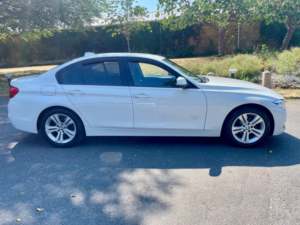 2018 BMW 3 Series 1.5 318i Sport Saloon 4dr Petrol Auto Euro 6 (s/s) (136 Ps) in White — image 4