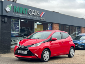 2016 Toyota Aygo 1.0 Vvt-I X-Play in Red — image 2
