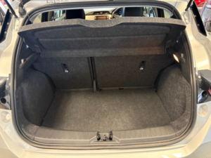 2022 Nissan Micra 1.0 Ig-T Tekna Hatchback 5dr Petrol Xtron Euro 6 (s/s) (92 Ps) in Silver — image 5