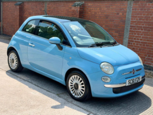 2012 Fiat 500 1.2 Lounge Dualogic Euro 4 3dr in Blue — image 2