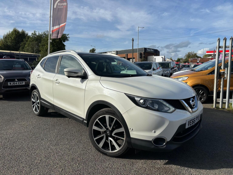 2016 Nissan Qashqai 1.5 Dci Tekna 2WD Euro 6 (s/s) 5dr in White — image 1