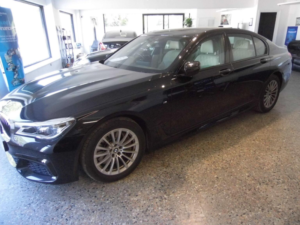 2016 BMW 7 Series 4.4 750i V8 M Sport Auto Euro 6 (s/s) 4dr in Black — image 2
