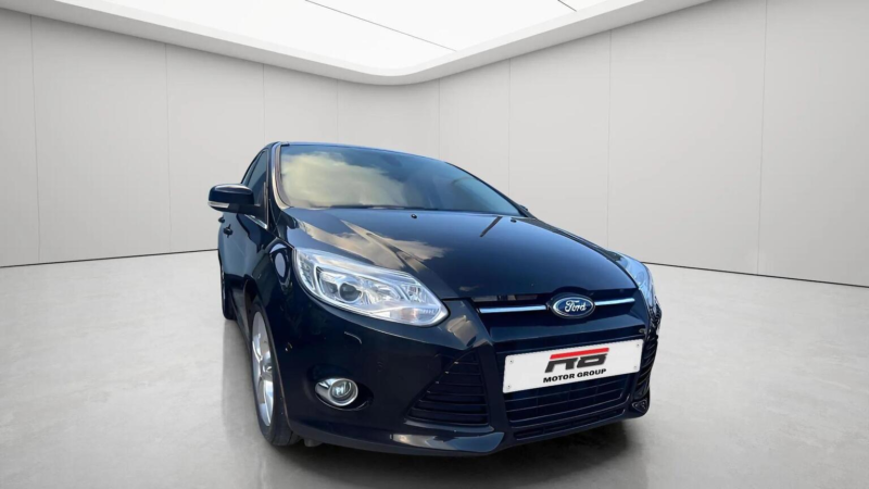 2014 Ford Focus 1.6 Tdci Titanium X Euro 5 (s/s) 5dr in Black — image 1