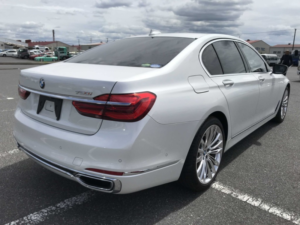 2018 BMW 7 Series 750i 4.4 V8 Excellence Automatic in White — image 4