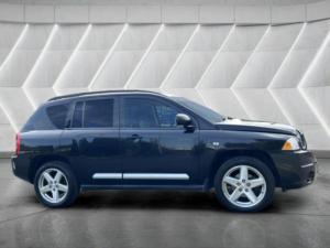 2009 Jeep Compass 2.4 Limited CVT 4WD Euro 4 5dr in Black — image 4