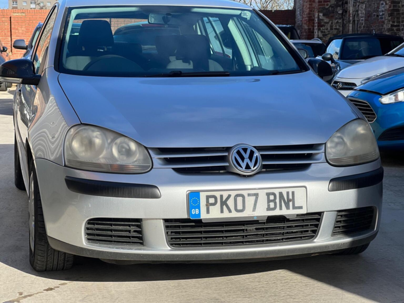 2007 Volkswagen Golf 1.4 S 5dr in Silver — image 1