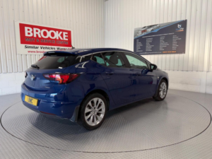 2018 Vauxhall Astra 1.4i Turbo Se Euro 6 5dr in Blue — image 4