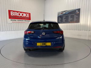 2018 Vauxhall Astra 1.4i Turbo Se Euro 6 5dr in Blue — image 5