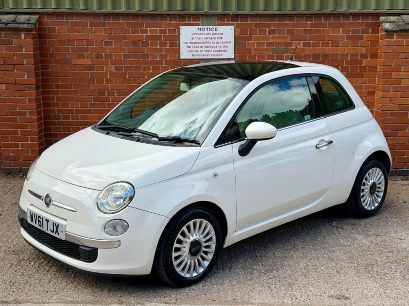 2011 Fiat 500 0.9 Twinair Lounge Euro 5 (s/s) 3dr in White — image 1