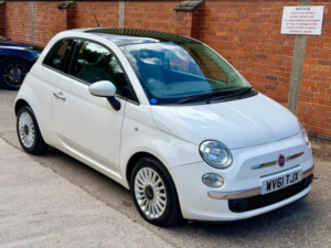 2011 Fiat 500 0.9 Twinair Lounge Euro 5 (s/s) 3dr in White — image 2
