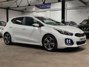 2017 Kia Ceed 1.6 Crdi Gt-Line Euro 6 (s/s) 5dr in White — image 3
