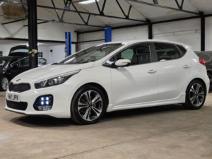 2017 Kia Ceed 1.6 Crdi Gt-Line Euro 6 (s/s) 5dr in White — image 5