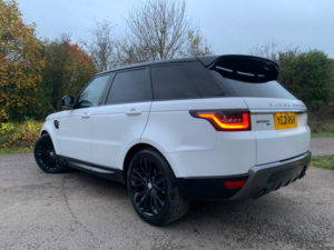 2021 Land Rover Range Rover Sport 2.0 P300 Hse in White — image 2