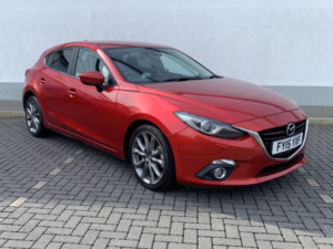2015 Mazda Mazda3 2.0 Skyactiv-G Sport Nav 5-Door in Red — image 3