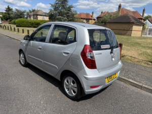 2011 Hyundai I10 1.2 Active in Silver — image 3