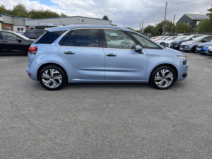 2016 Citroen C4 Picasso 1.6 Bluehdi Exclusive+ in Blue — image 5