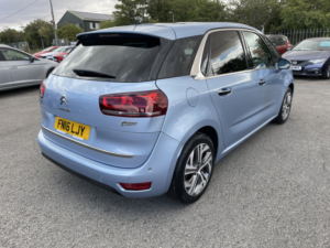 2016 Citroen C4 Picasso 1.6 Bluehdi Exclusive+ in Blue — image 6