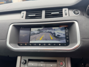 2018 Land Rover Range Rover Evoque Td4 Hse Dynamic Lux in White — image 2