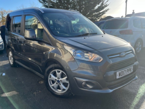 2017 Ford Tourneo Connect 1.5 Tdci Titanium in Grey — image 4