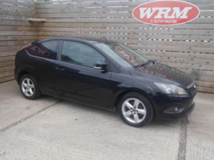 2009 Ford Focus 1.6 Zetec S Hatchback 3dr Petrol Manual (157 G/km, 113 Bhp) in Black — image 3