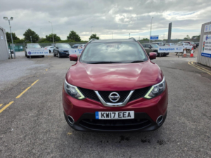 2017 Nissan Qashqai 1.5 Dci Tekna 2WD Euro 6 (s/s) 5dr in Red — image 2