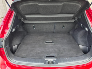 2017 Nissan Qashqai 1.5 Dci Tekna 2WD Euro 6 (s/s) 5dr in Red — image 6