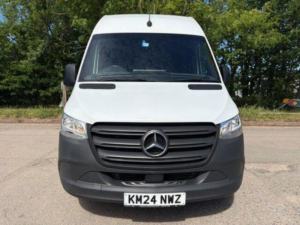 2024 Mercedes-Benz Sprinter 2.0 315 Cdi Premium Fwd L2 H2 Euro 6 (s/s) 5dr in White — image 2