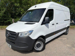 2024 Mercedes-Benz Sprinter 2.0 315 Cdi Premium Fwd L2 H2 Euro 6 (s/s) 5dr in White — image 3