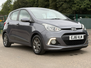 2016 Hyundai I10 1.2 Premium Hatchback 5dr Petrol Manual Euro 5 (87 Ps) in Grey — image 3