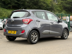 2016 Hyundai I10 1.2 Premium Hatchback 5dr Petrol Manual Euro 5 (87 Ps) in Grey — image 5