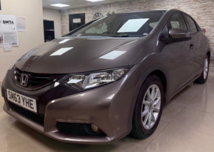 2013 Honda Civic 1.8 I-Vtec Es Hatchback 5dr Petrol Manual Euro 5 (s/s) (142 Ps) in Brown — image 2