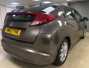 2013 Honda Civic 1.8 I-Vtec Es Hatchback 5dr Petrol Manual Euro 5 (s/s) (142 Ps) in Brown — image 4