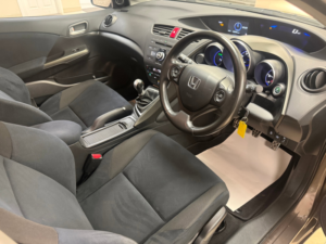 2013 Honda Civic 1.8 I-Vtec Es Hatchback 5dr Petrol Manual Euro 5 (s/s) (142 Ps) in Brown — image 5