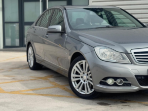 2011 Mercedes-Benz C Class 2.1 C200 Cdi Blueefficiency Elegance Edition 125 G-Tronic+ Euro 5 (s/s) 4dr in Silver — image 3
