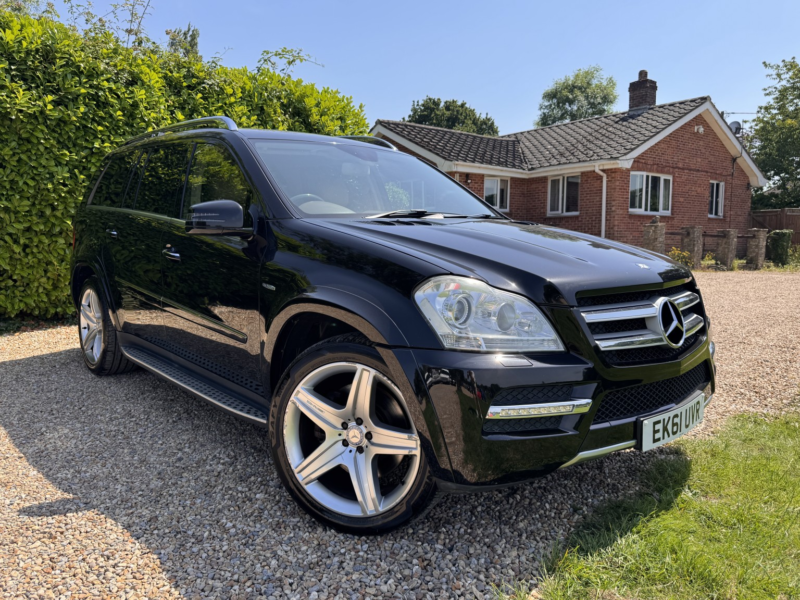 2011 Mercedes-Benz Gl Class 3.0 Gl350 Cdi V6 Blueefficiency in Black — image 1