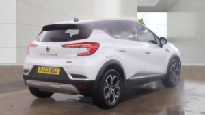 2023 Renault Captur 1.6 E-Tech 9.8kwh Techno SUV 5dr Petrol Plug-In Hybrid Auto Euro 6 (s/s) (160 Ps) in White — image 3