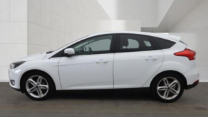 2017 Ford Focus 1.0t Ecoboost Zetec Edition Euro 6 (s/s) 5dr in White — image 5