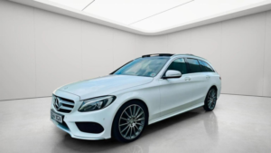 2014 Mercedes-Benz C Class 2.1 C220 Bluetec Amg Line G-Tronic+ Euro 6 (s/s) 5dr in White — image 4
