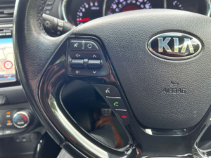 2013 Kia Proceed 1.6 Crdi Ecodynamics Se Hatchback 3dr Diesel Manual Euro 5 (s/s) (126 Bhp) in Silver — image 6