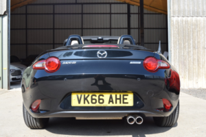2016 Mazda Mx-5 1.5 Skyactiv-G Sport Nav in Black — image 5