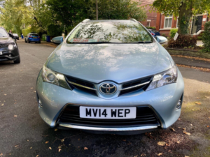 2014 Toyota Auris 1.6 V-Matic Icon Touring Sports Multidrive S Euro 5 5dr in Blue — image 2