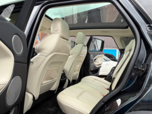 2016 Land Rover Range Rover Evoque 2.0 Td4 Hse Dynamic Lux Auto 4WD Euro 6 (s/s) 5dr in Black — image 6