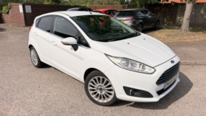 2014 Ford Fiesta 1.0 T Ecoboost Titanium in White — image 2