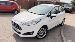 2014 Ford Fiesta 1.0 T Ecoboost Titanium in White — image 3