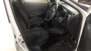 2018 Dacia Sandero 1.0 Sce Ambiance Hatchback 5dr Petrol Manual Euro 6 (75 Ps) in White — image 3