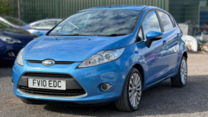 2010 Ford Fiesta 1.4 Titanium 5dr in Blue — image 3