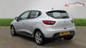 2013 Renault Clio 1.2 16v Expression + Euro 5 5dr in Silver — image 3