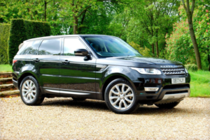 2017 Land Rover Range Rover Sport 3.0 Sdv6 Hse 4WD - Pan Roof, 20inch Alloys, Black Leather - 2 Owners - Fsh - 67,900 Miles - Black in Black — image 5