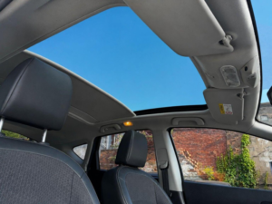 2013 Nissan Qashqai 1.6 360 2WD Euro 5 5dr in White — image 5