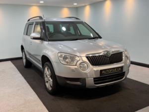 2010 Skoda Yeti 1.2 Tsi Se DSG Euro 5 5dr in Silver — image 3